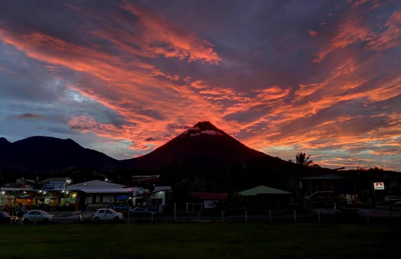 Wood House Hostel La Fortuna Zewnętrze zdjęcie